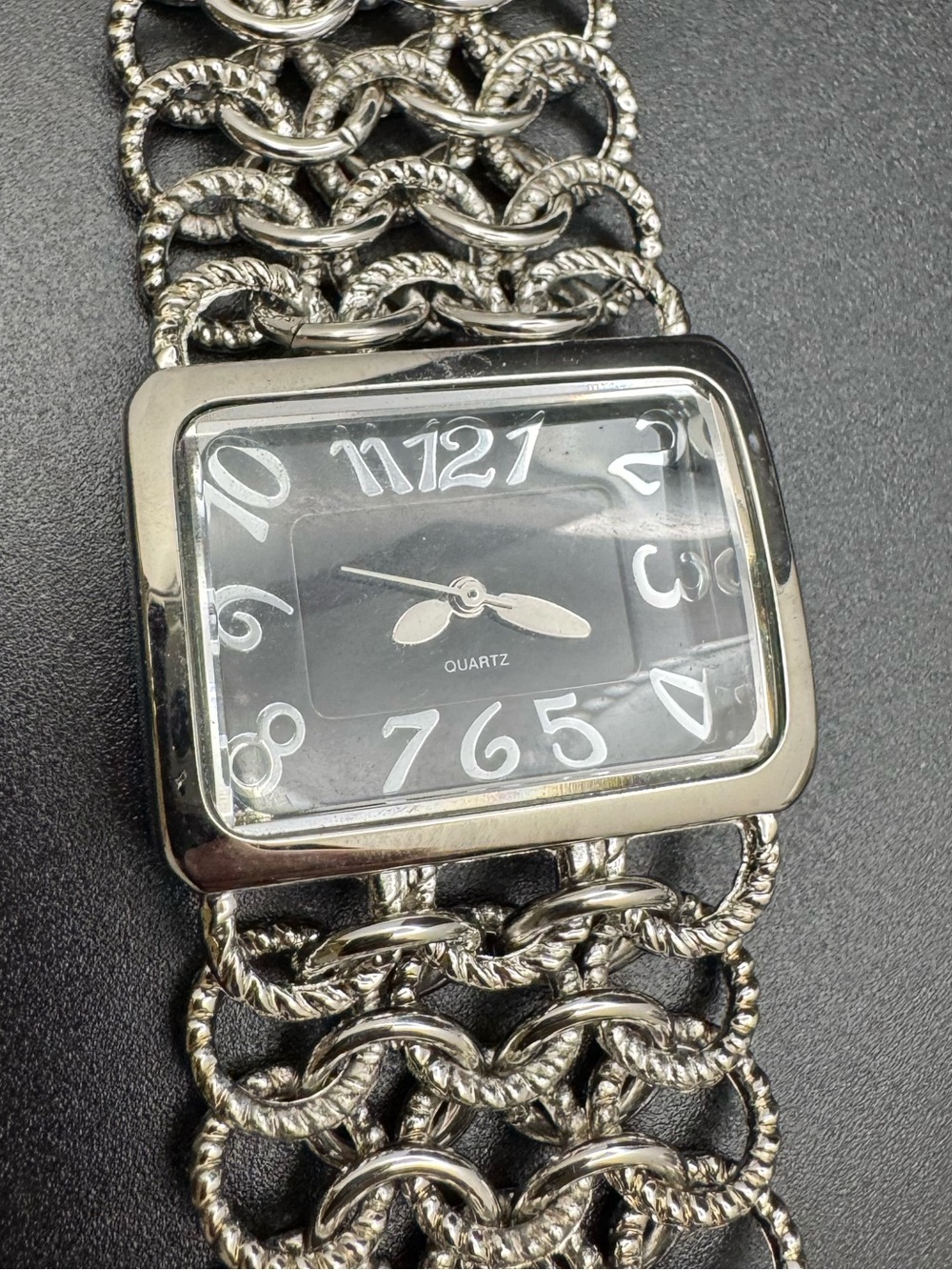 Silver Chain-Link Women’s Quartz Bracelet Watch